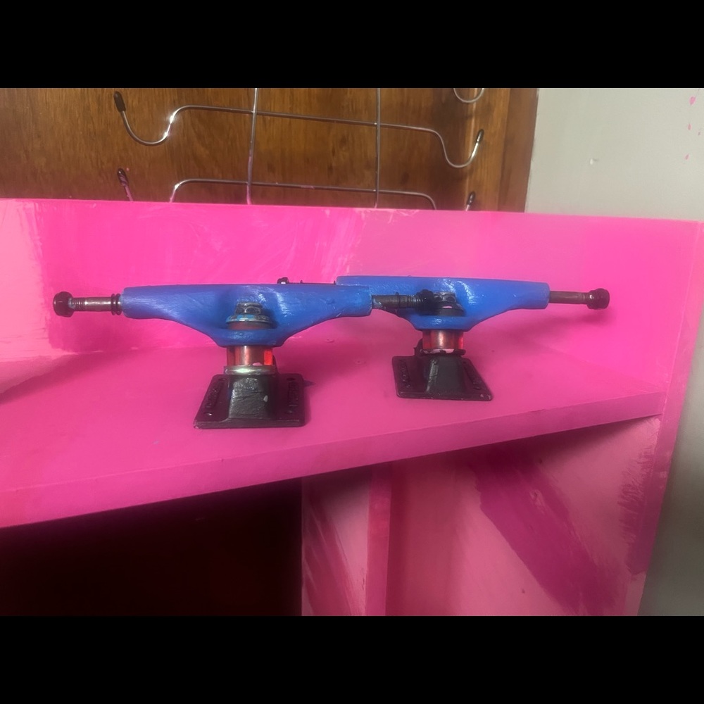 Longboard skateboard trucks, wheels, bearings, and hardware $6.99 shipping